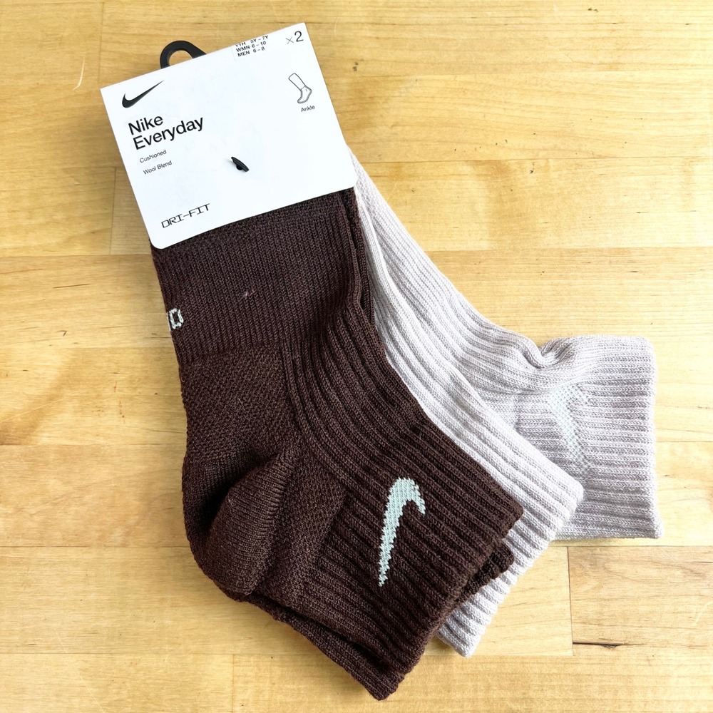 Nike Everyday Cushioned Wool Blend Ankle Sock Size M Women 6-10 Brown 2-Pack New